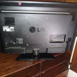 42 inch LG TV