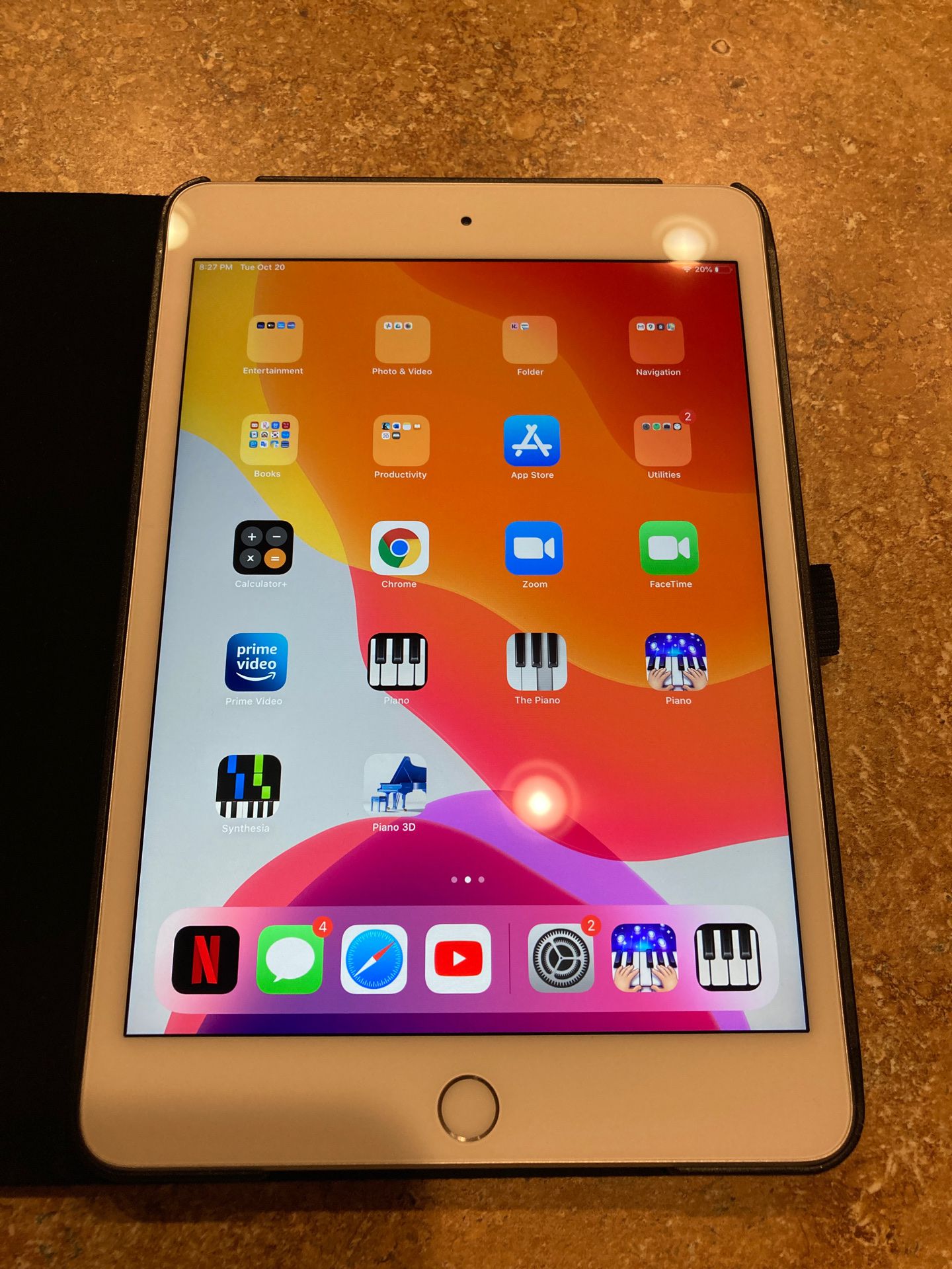 iPad mini 5 lates model 68gb