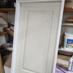 24-in Solid Core Door.