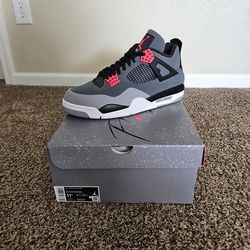 AIR JORDAN 4 RETRO