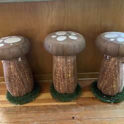 Mushroom Counter Height, Stools