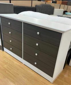 Eight Drawers Dresser 