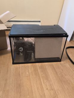Fish tank & accessories