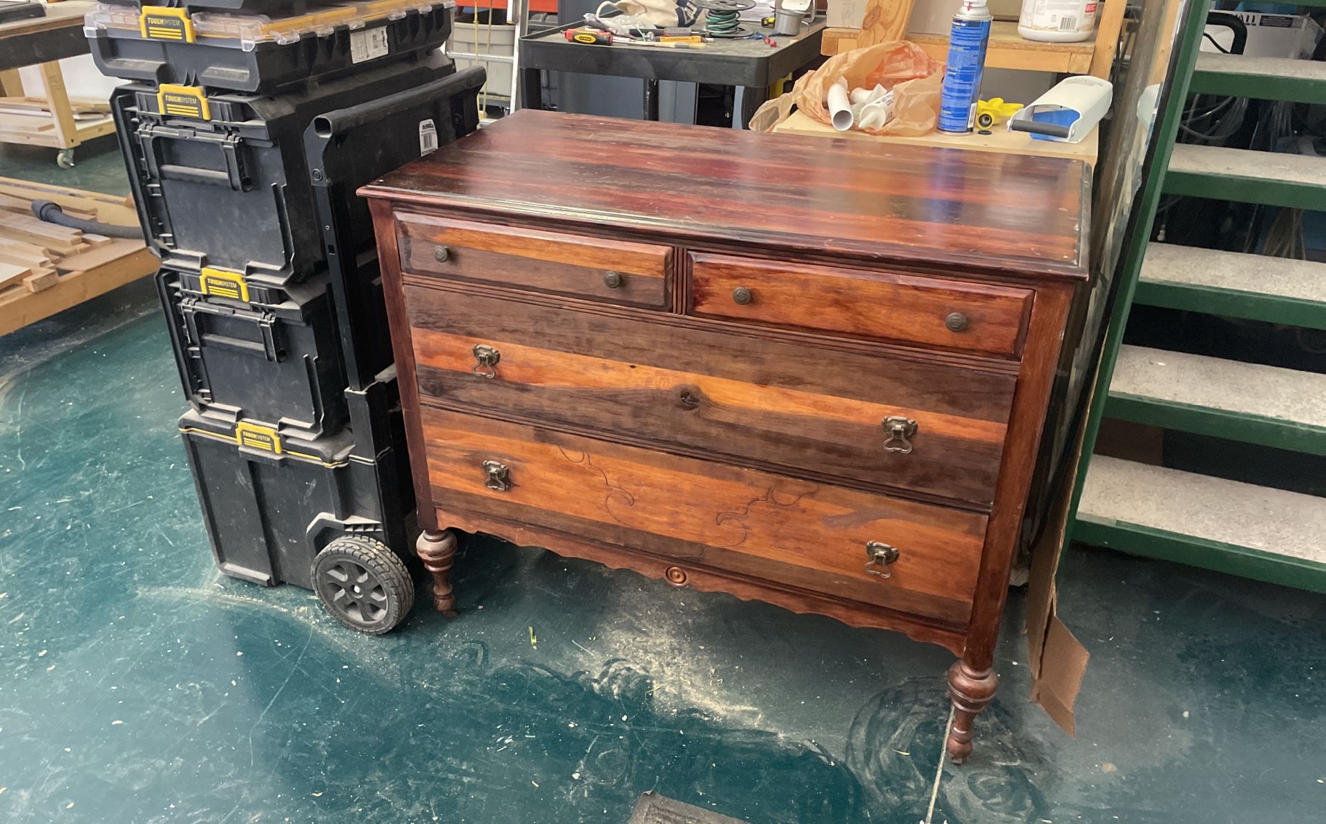 1904 Wood dresser