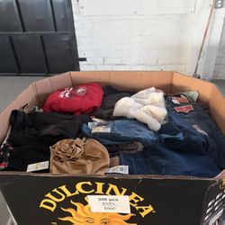 300 PCs Target palet: Women & kids $3/ Pc