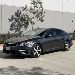 2020 Kia Optima 