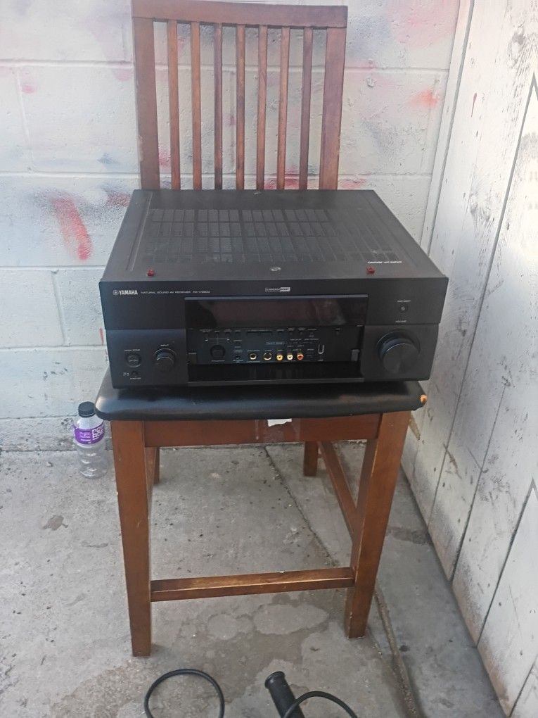 Yamaha RX-V3900