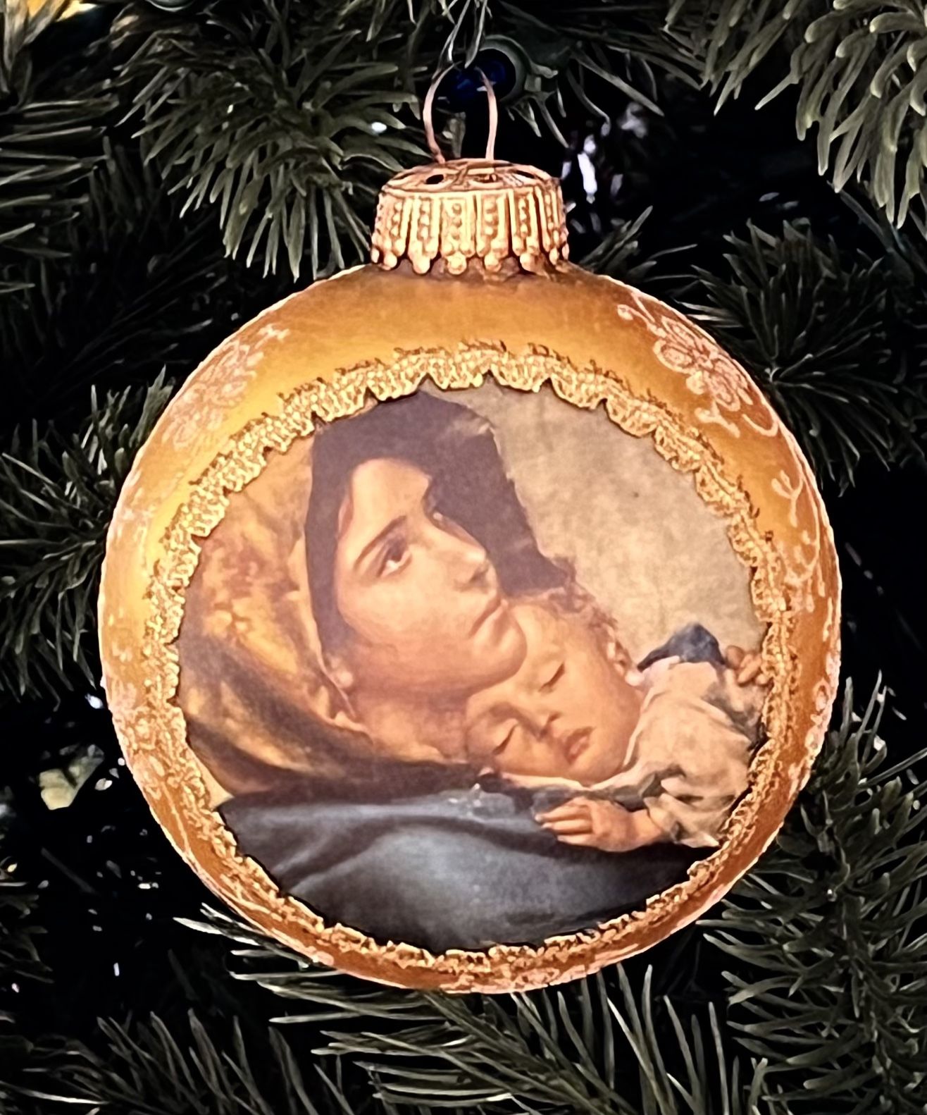 🎄Vintage Christmas by Krebs Masters on Silk Ornament (Madonna and Child)