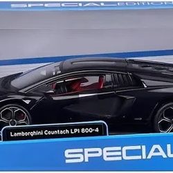 Maisto Toys Special Edition Lamborghini Countach LPI 800-4.  Color:Black & Red, 1/18 Scale Model Die-Cast. 🆕 . 