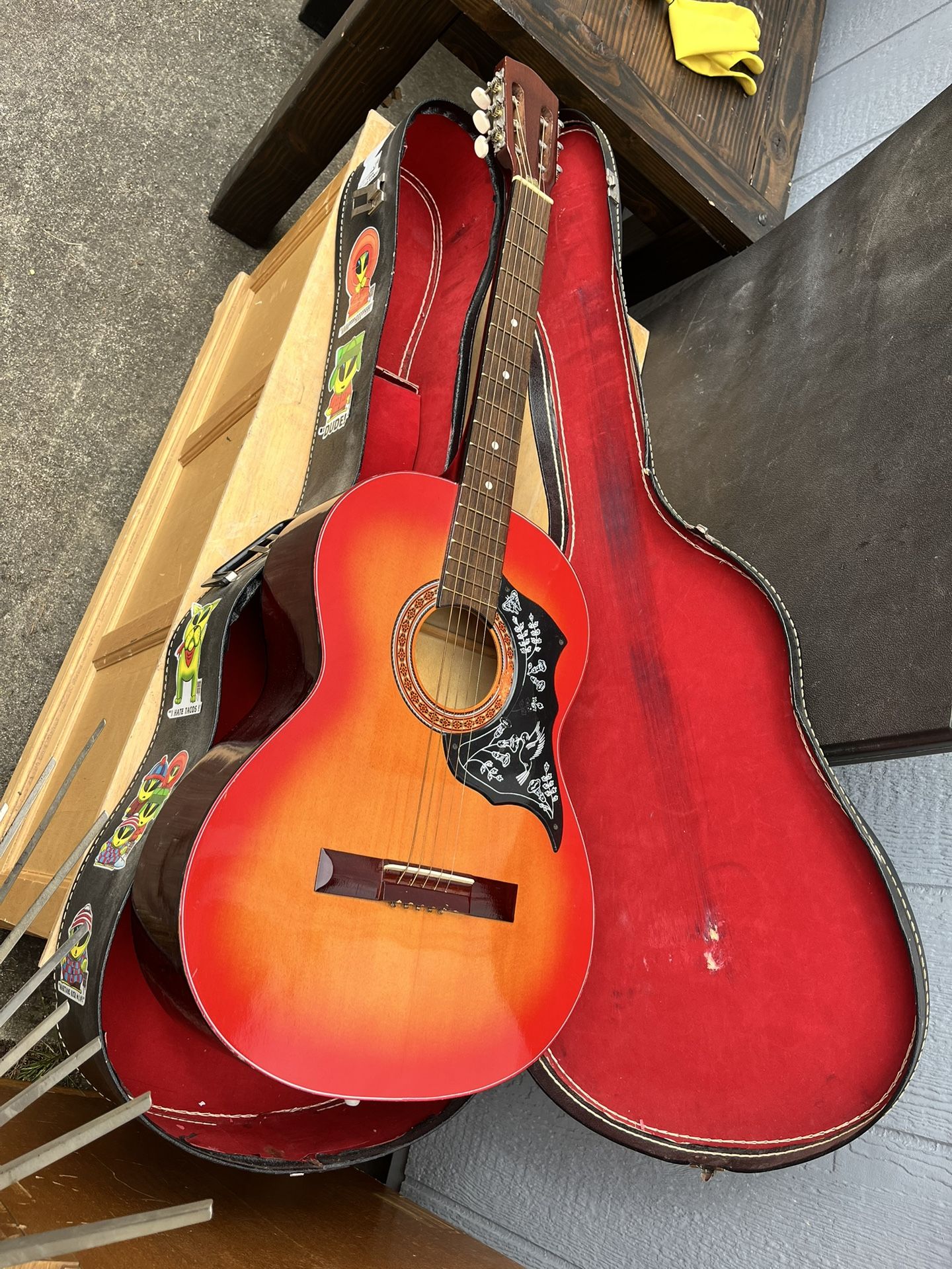 1960s Cherry Sunburst Hummingbird acoustic guitar