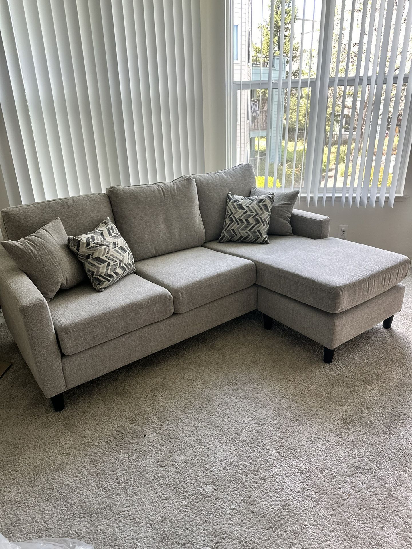 Used Sofa $100 MUST TAKE BY THURSDAY 5/1) Throw Pillows Included