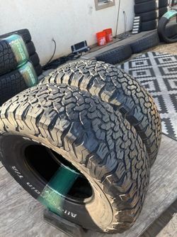 (37x12.50R17) tires x2 (B F Gs)