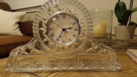 Crystal clock