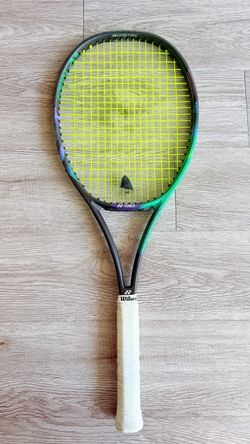 Yonex tennis racquet