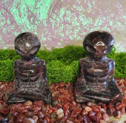 Garnet Aliens Crystals/ Stones Figurines 
