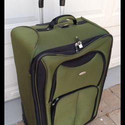 Samsonite Extra Large Suitcase. 31 inch High 