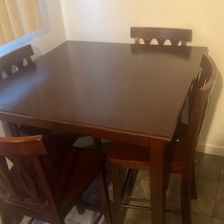 Dining Room Table 