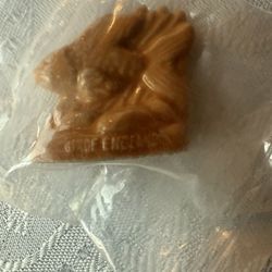 Valentine’s Day! Wade Whimsies figurine from the Red Rose Tea Pet Shop Series, a goldfish. This miniature porcelain figurine is a collectible item. It