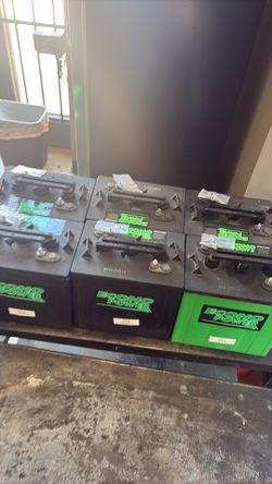 Golf Cart and Paullette jack Batteries 6 volt