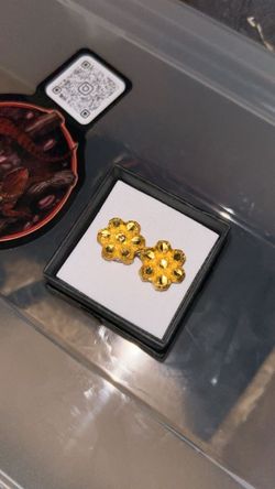 24K Gold Cluster Earrings