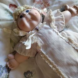 1985 Porcelain Cabbage Patch Baby Doll Blonde Hair 1 Tooth