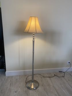 Floor lamp