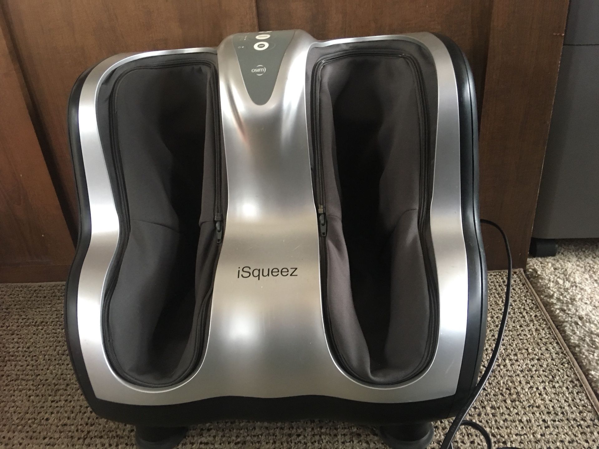 Brookstone OSIM iSqueez OS-8000 Foot & Calf Massager