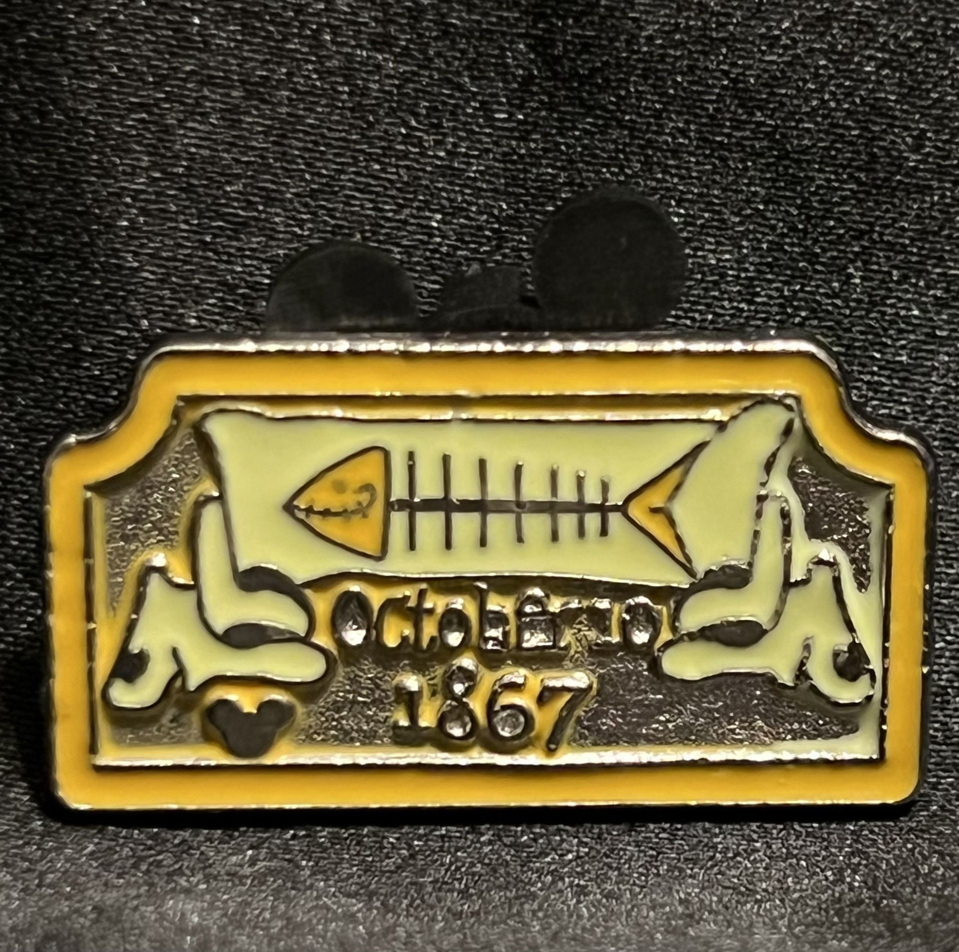 Disney Pin Haunted Mansion Tombstones Fish October 10 1867 Hidden Mickey 5 of 6