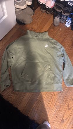 Nike hoodie (worn twice) Medium
