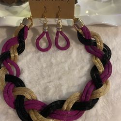 Necklace Set