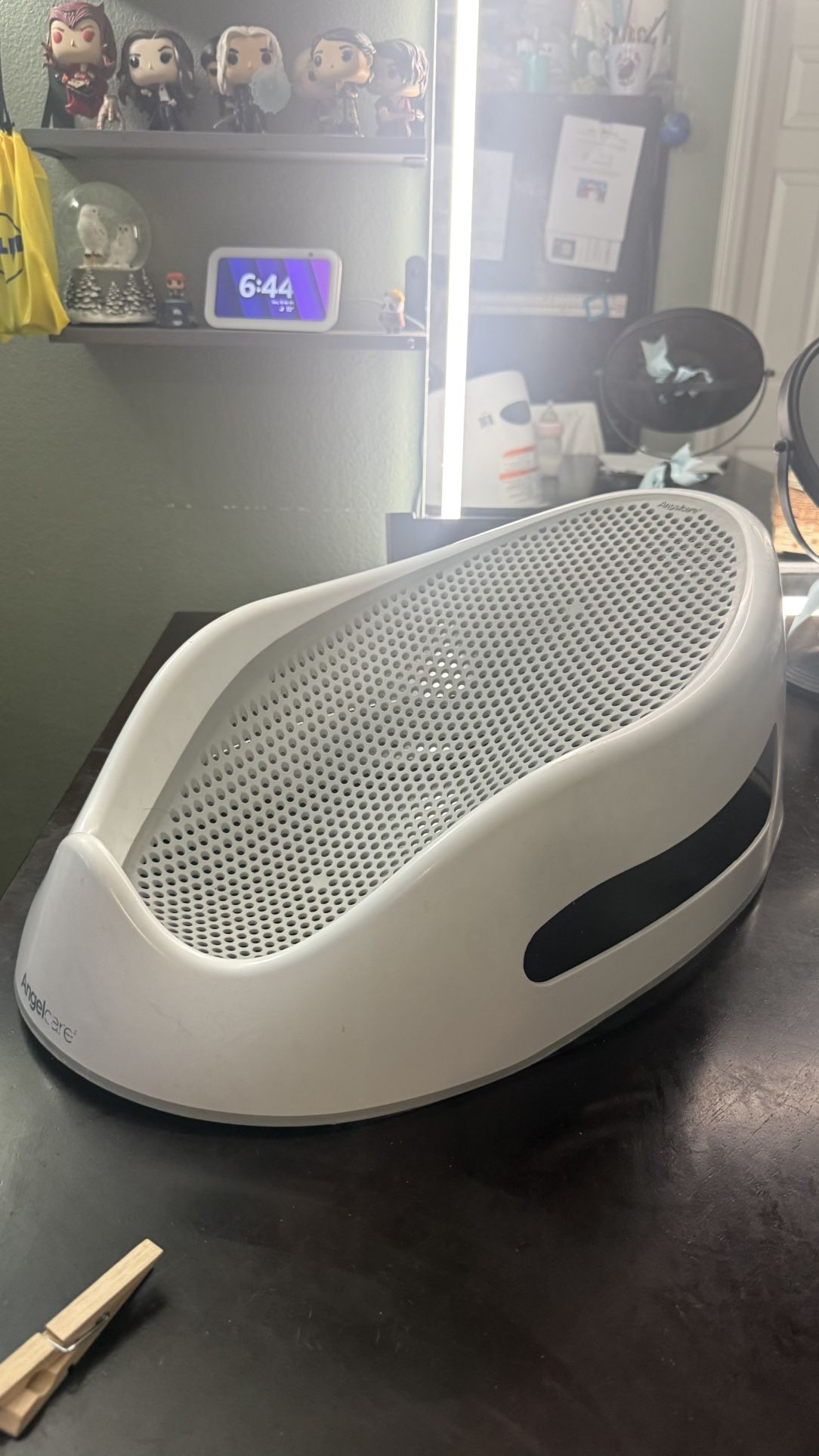 Angelcare bathtub support for babies, ideal for babies under 6 months old, unisex, gray, 1 unit.