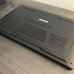 Eluktronics Laptop MAX-17 Covert Gamer QHD Gaming Laptop