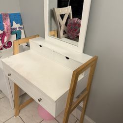 Vanity Desk