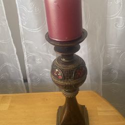 Candle holder w/ candle