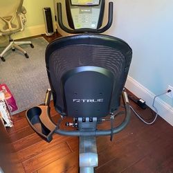 True Fitness Recumbent Bike