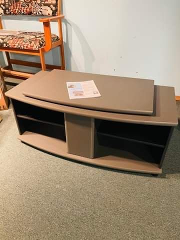 TV/ENTERTAINMENT CABINET