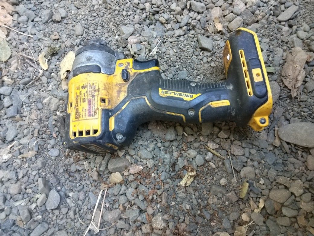 Dewalt