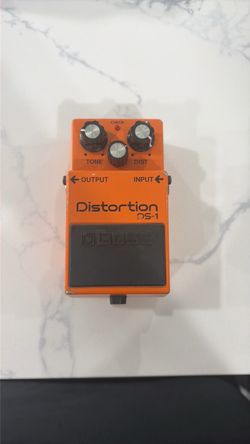 Distortion DS-1 Guitar Pedal