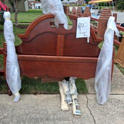 Cherry Queen Bed