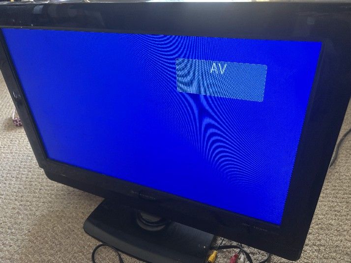 Element 28" TV