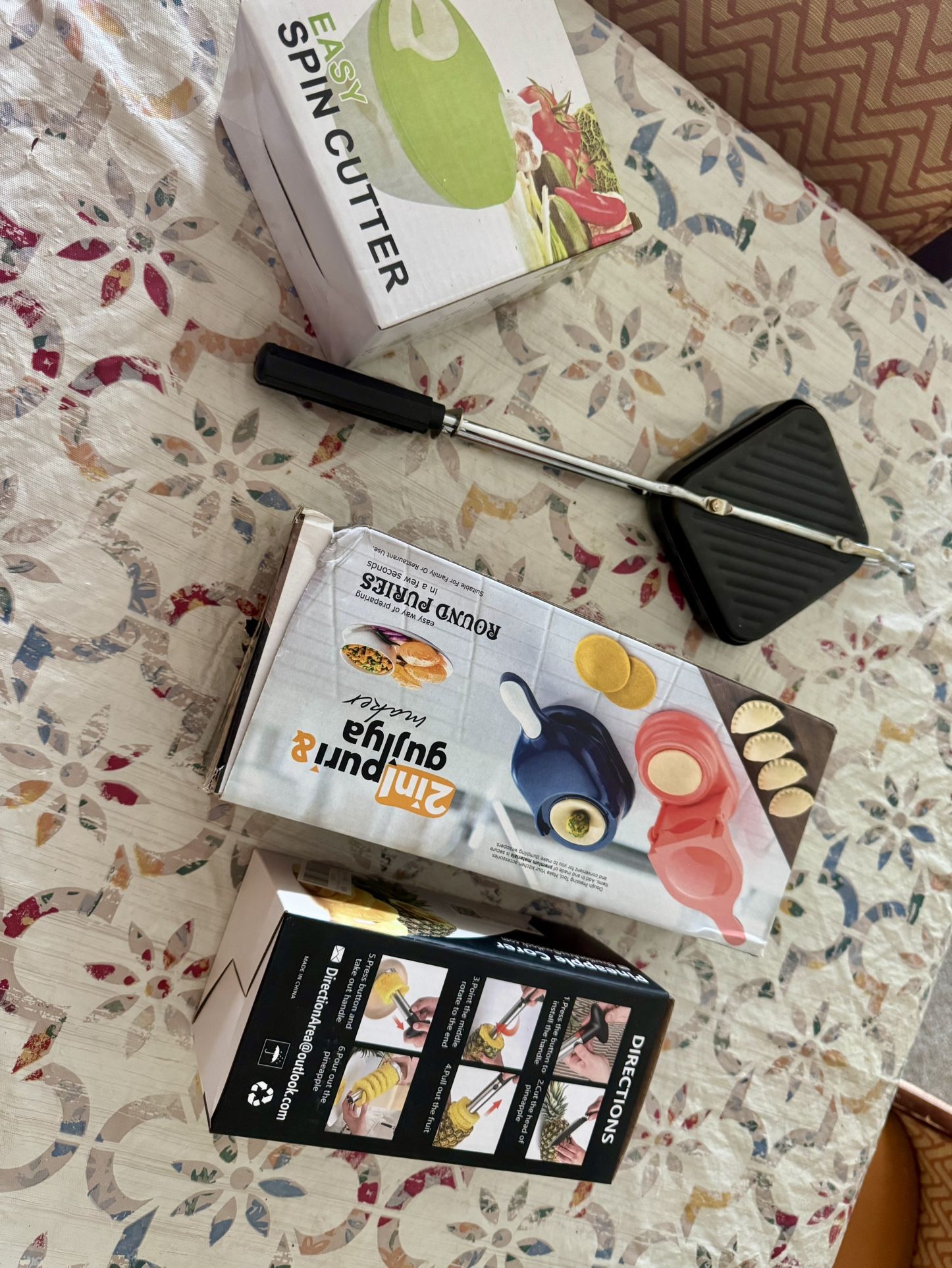 Spin Cutter, Pineapple Corer, Momos Maker, Sandwich Maker