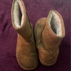Brown Ugg Boots 