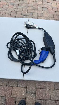 Toyota BZ4X power cable