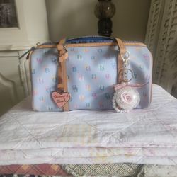 Dooney And Bourke