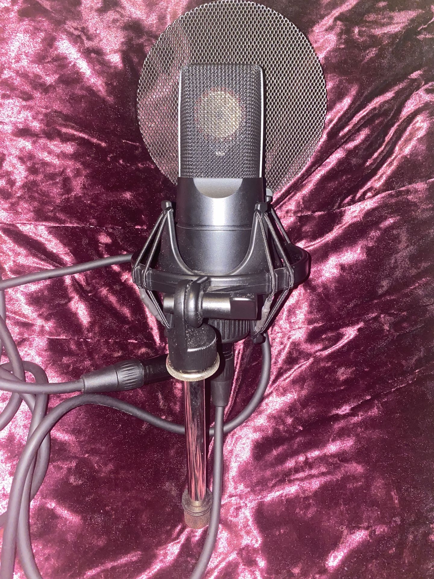 SE PROFESSIONAL MICROPHONE for Sale in Pompano Beach, FL OfferUp