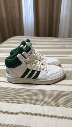 Adidas size 4 para niño