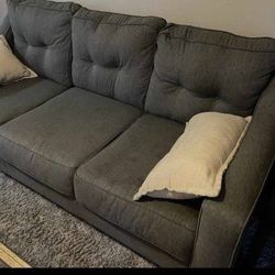 Gray Tufted Couch 