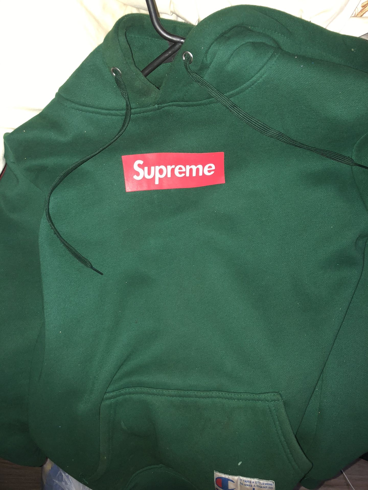 Supreme hoodie