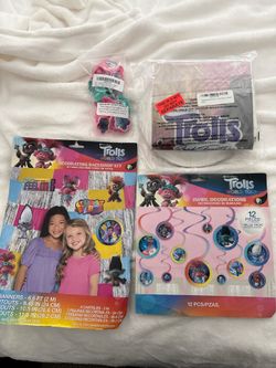 Trolls World Tour Party Decoration Bundle – Brand New