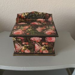 Cute Floral Wooden Keepsake Box